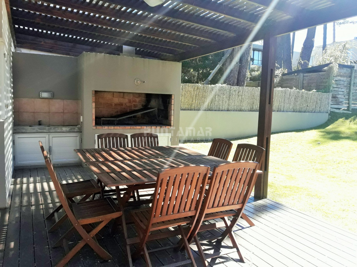Casa ID.210954 - Casa moderna en Montoya, vista al mar, 3 dormitorios y servicio
