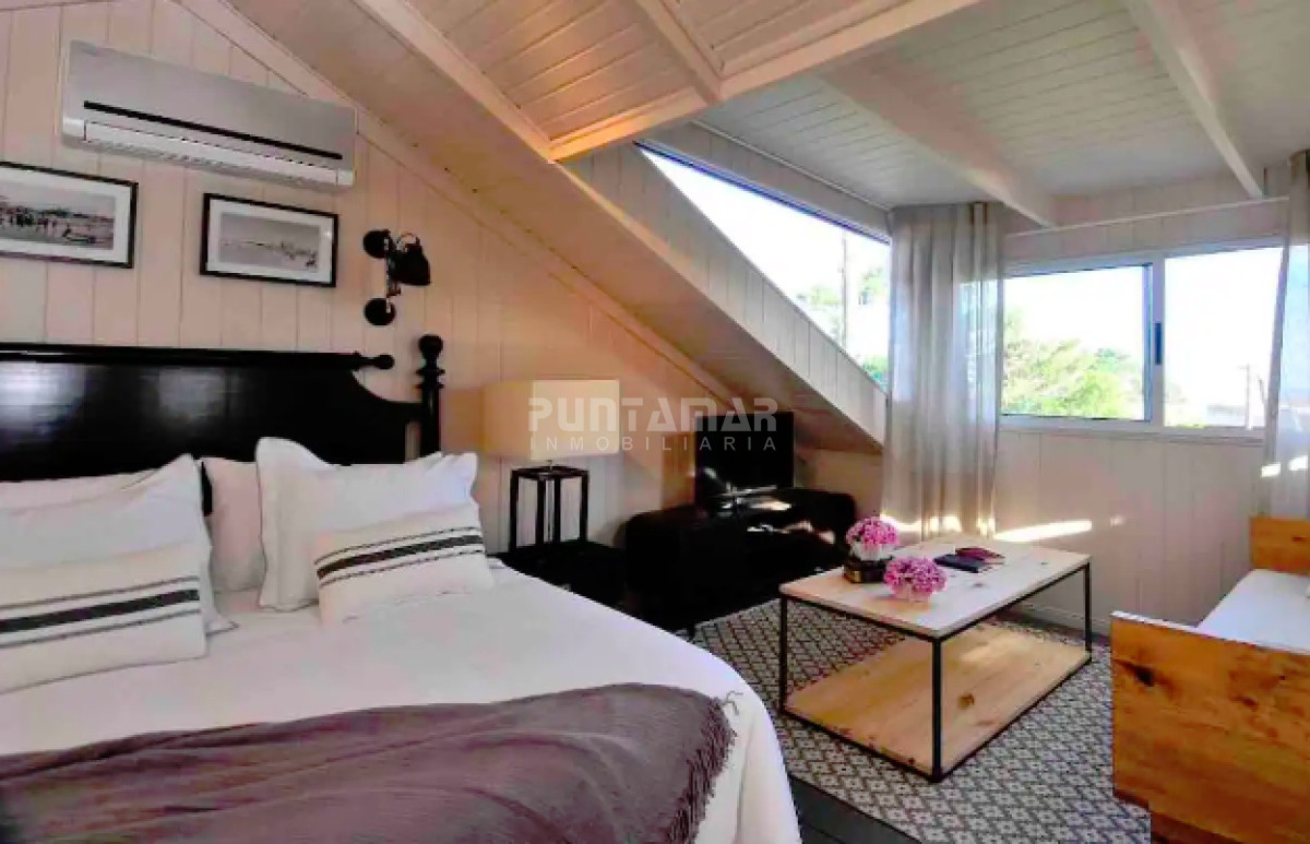Casa ID.213430 - HERMOSA CASA DE DISEÑO EN EL CORAZÓN DE MONTOYA