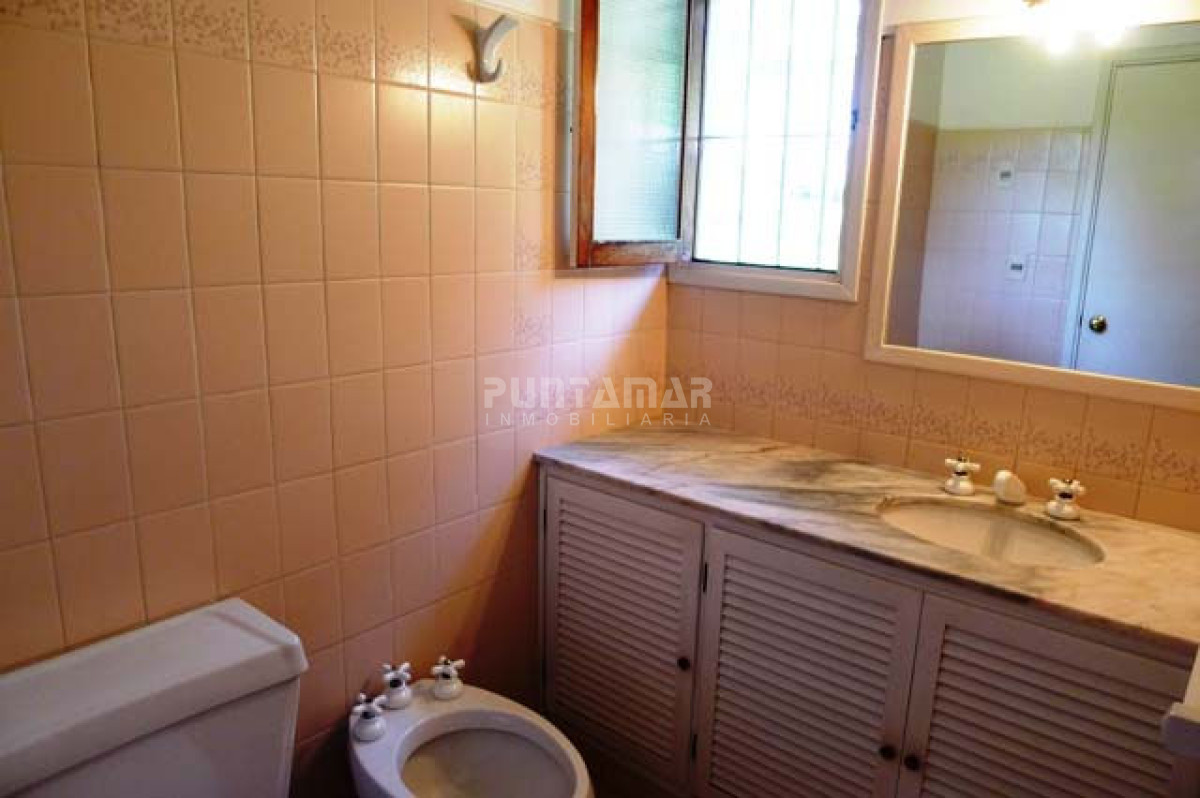 Casa ID.210691 - CASA  EN ALQUILER 3 DORMITORIOS CON PISCINA EN RINCÓN DEL INDIO