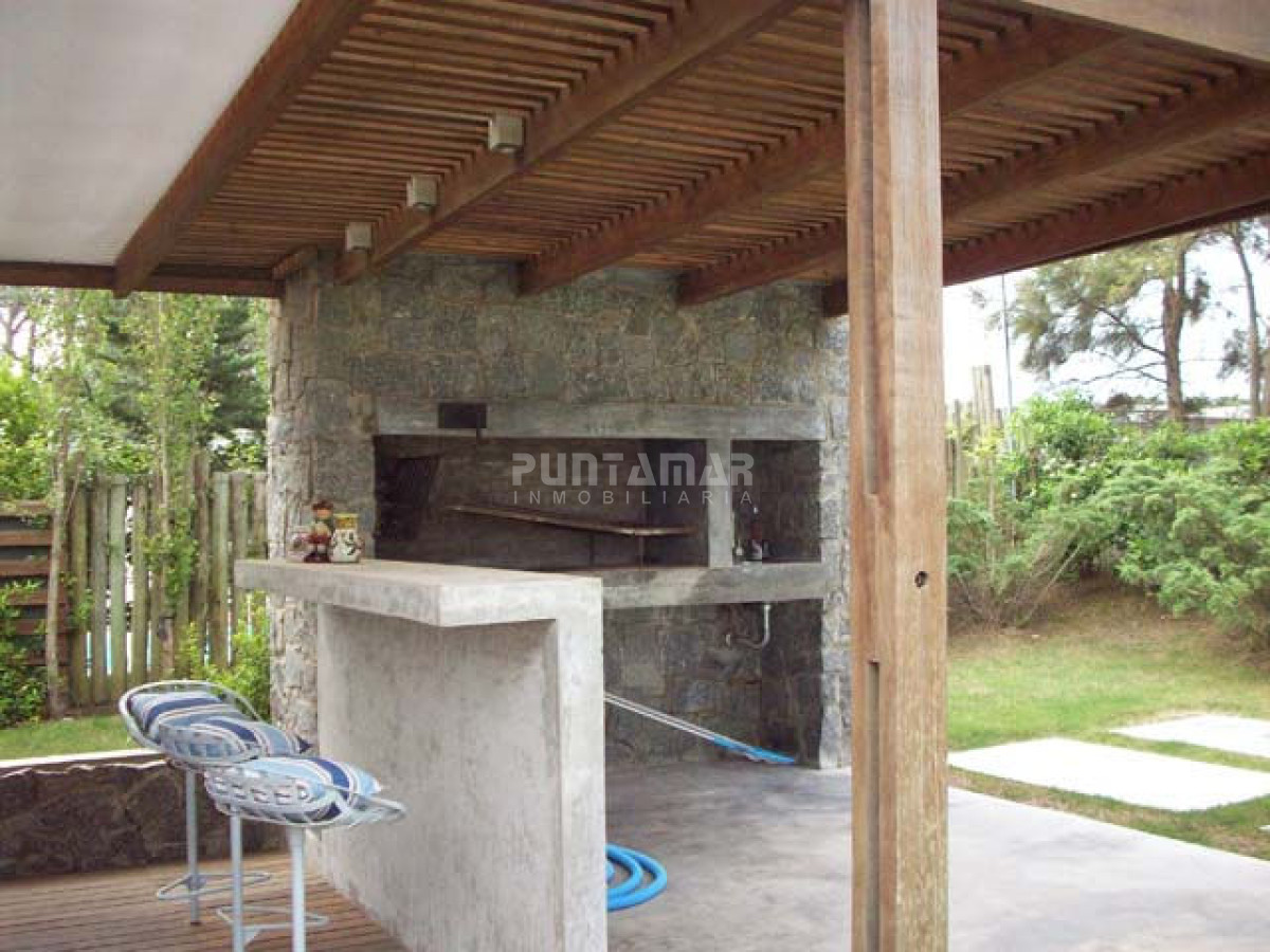 Casa ID.210700 - HERMOSA CASA EN VENTA A METROS DEL MAR EN RINCÓN DEL INDIO