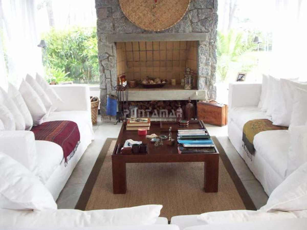Casa ID.210700 - HERMOSA CASA EN VENTA A METROS DEL MAR EN RINCÓN DEL INDIO