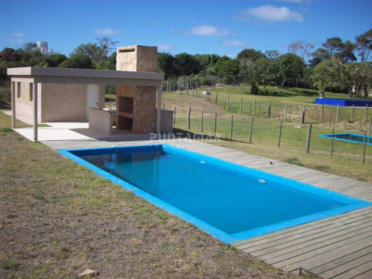 Casa ID.210709 - ALQUILER MODERNA CASA RINCON DEL INDIO 3 DORM Y PISCINA