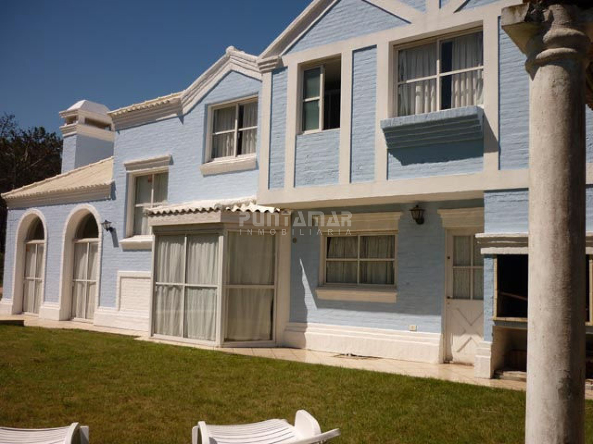 Casa ID.210747 - Hermosa Casa en Montoya, con vista al mar