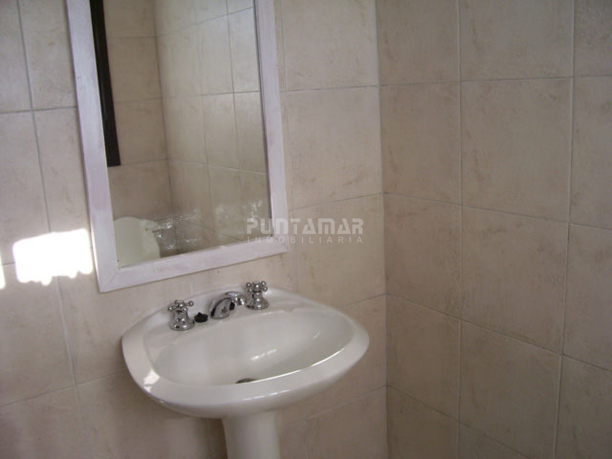 Casa ID.210799 - CASA EN ALQUILER EN LA BARRA DE 5 DORMITORIOS A METROS DE LA PLAYA