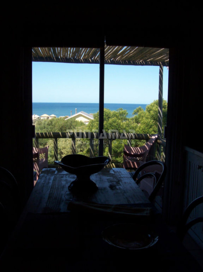 Casa ID.210836 - VENTA DE CASA EN EL CHORRO DE DOS DORMITORIOS, EXCELENTE VISTA