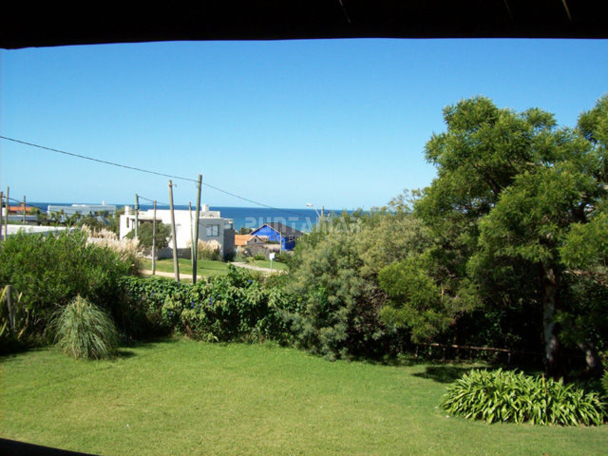 Casa ID.210836 - VENTA DE CASA EN EL CHORRO DE DOS DORMITORIOS, EXCELENTE VISTA