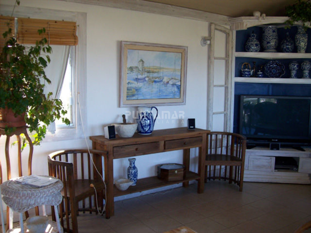Casa ID.210836 - VENTA DE CASA EN EL CHORRO DE DOS DORMITORIOS, EXCELENTE VISTA