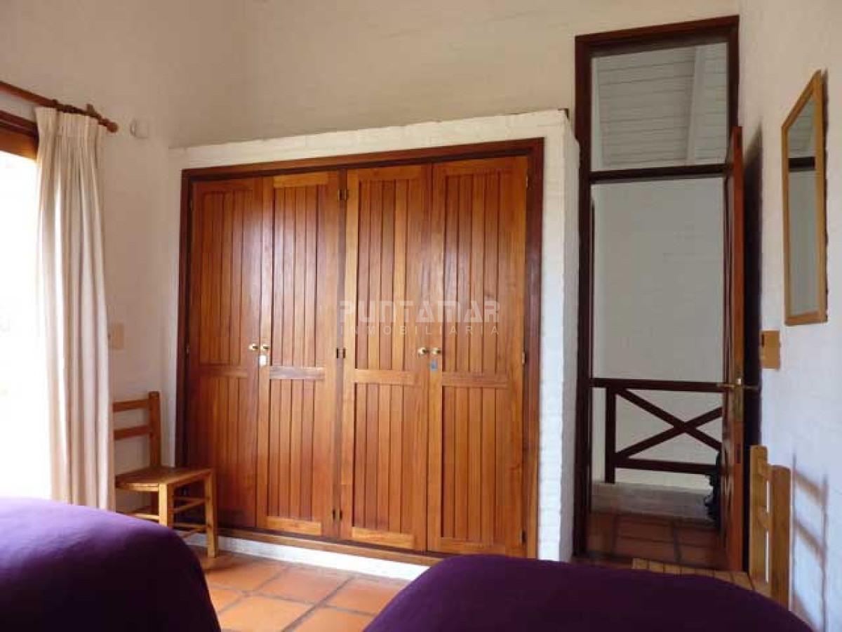 Casa ID.210843 - ALQUILER CASA DE 2 PLANTAS EN LA BARRA CON PISCINA