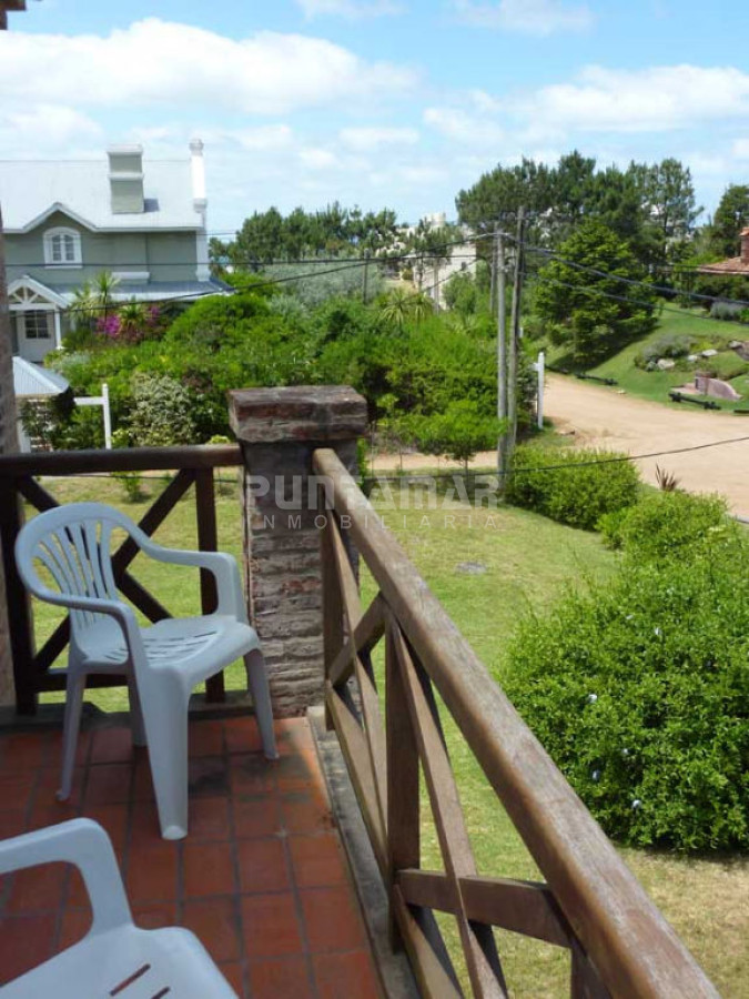 Casa ID.210843 - ALQUILER CASA DE 2 PLANTAS EN LA BARRA CON PISCINA