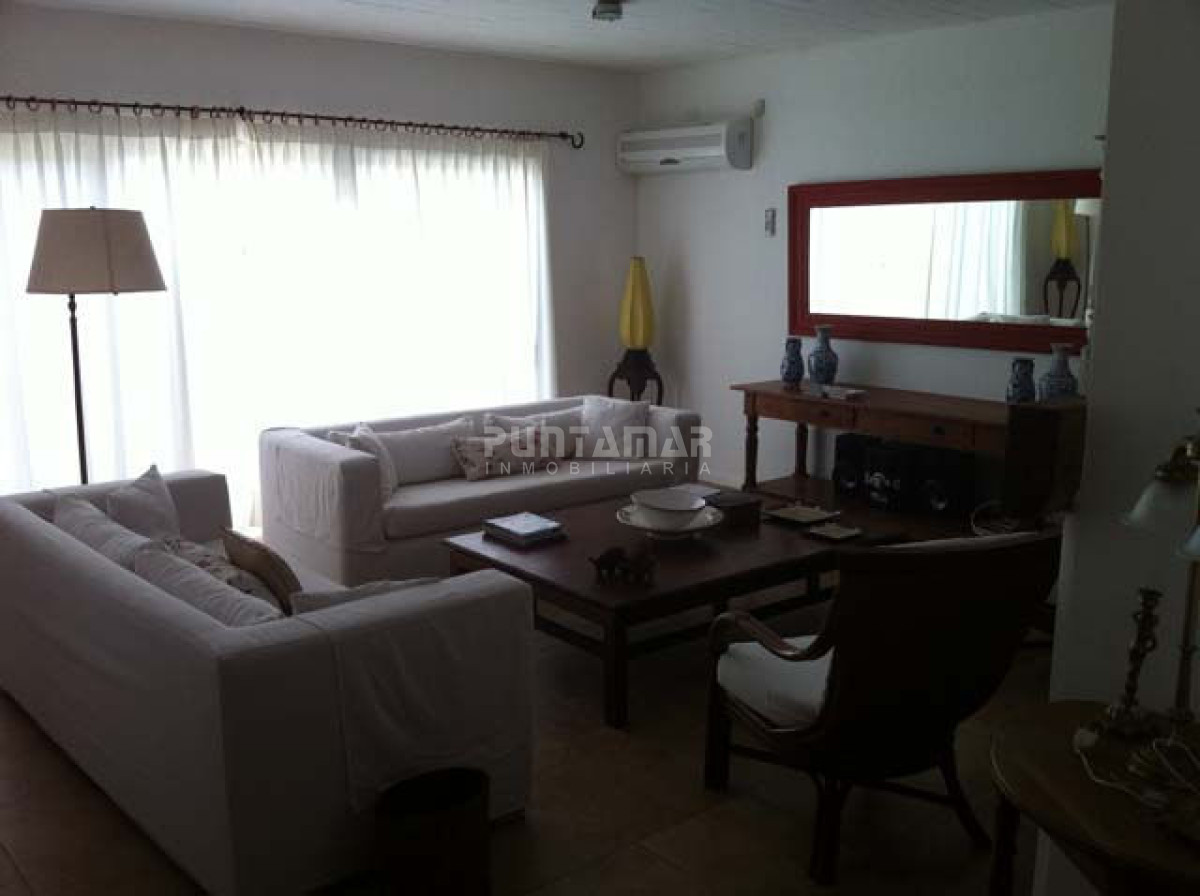 Casa ID.210854 - CASA EN LA BARRA, 4 DORMITORIOS, 3 BAÑOS, CERCA DEL MAR
