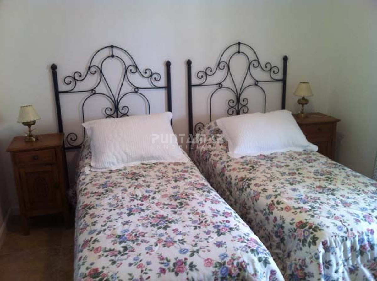 Casa ID.210854 - CASA EN LA BARRA, 4 DORMITORIOS, 3 BAÑOS, CERCA DEL MAR