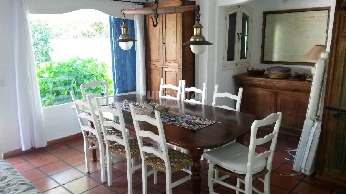Casa ID.210865 - En el centro de La Barra 6 dormitorios