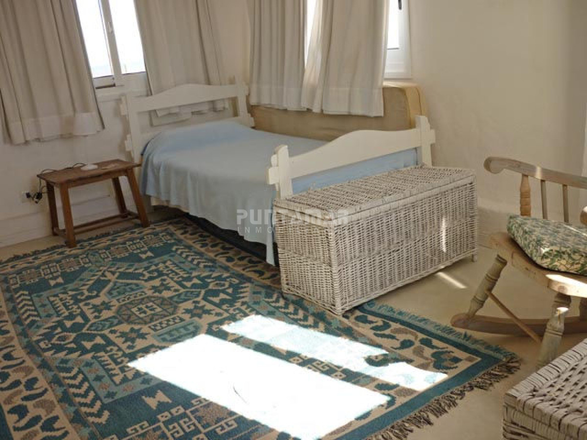 Casa ID.210887 - ALQUILER CASA EN LA BARRA A METROS DEL MAR , 5 DORMITORIOS, PISCINA Y GRAN PARQUE 