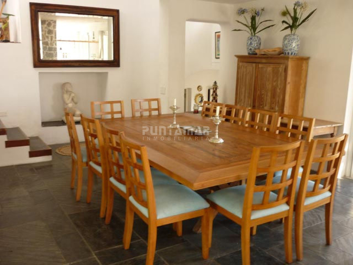 Casa ID.210887 - ALQUILER CASA EN LA BARRA A METROS DEL MAR , 5 DORMITORIOS, PISCINA Y GRAN PARQUE 
