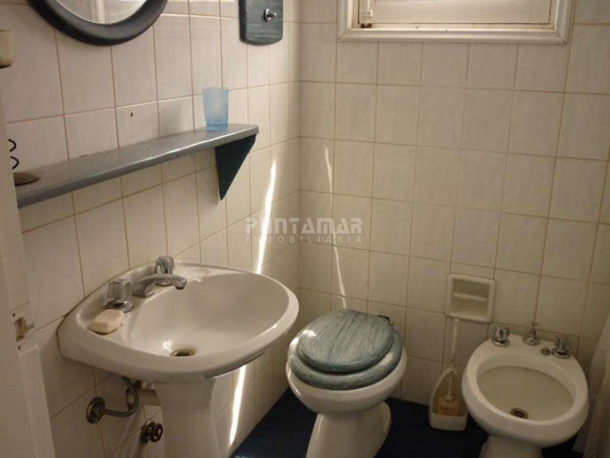 Casa ID.210892 - VENTA Y ALQUILER DE GRAN CASA EN EL CORAZON DE LA BARRA