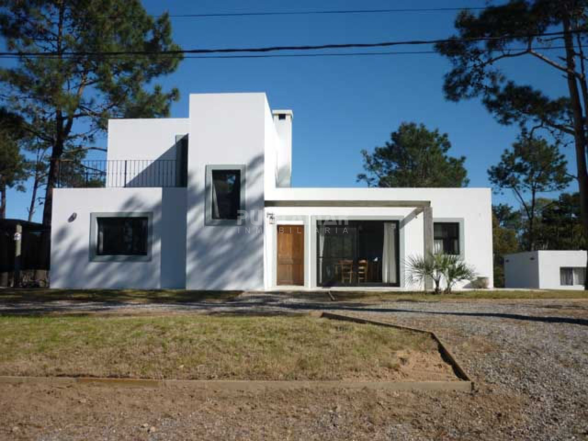 Casa ID.210907 - Casa ubicada a pocos metros de El atajo de La Barra cerca de Montoya