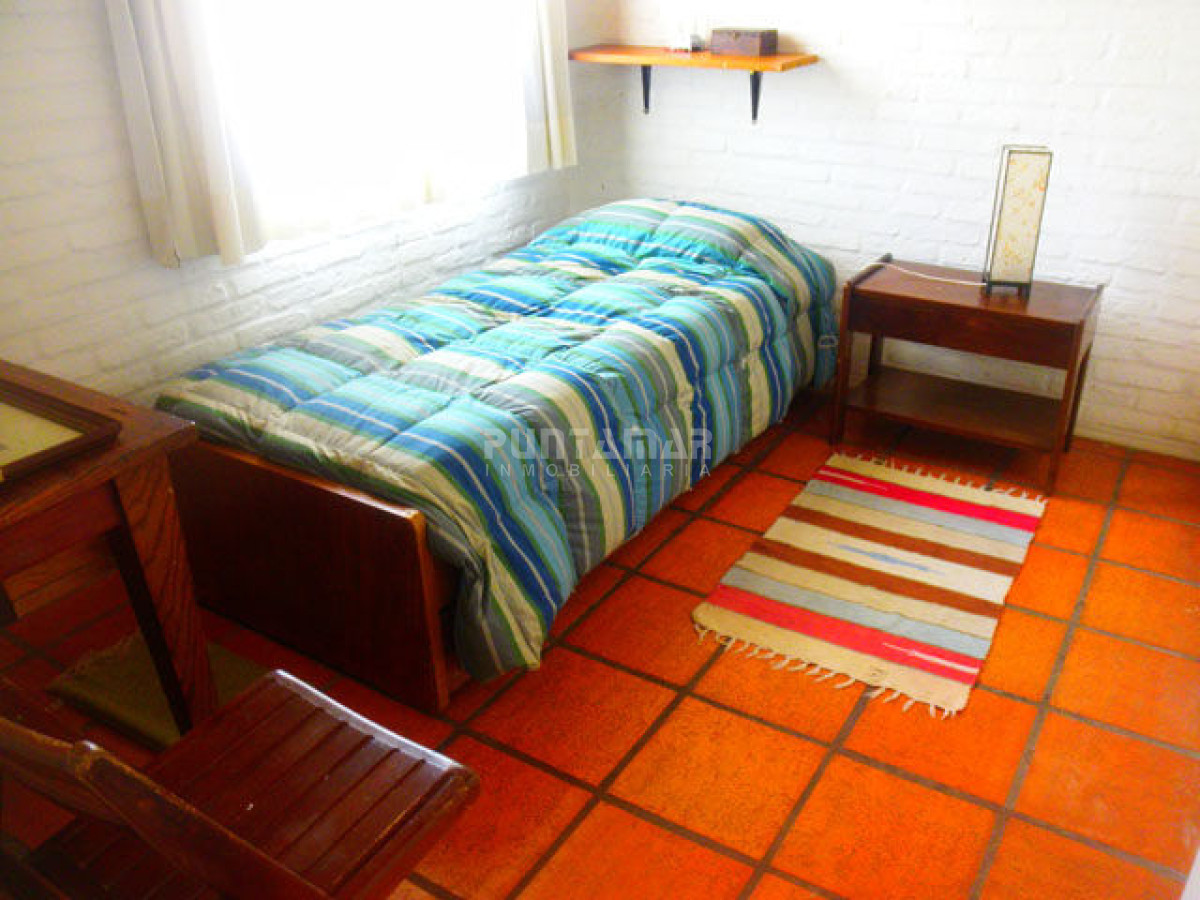Casa ID.210964 - MUY LINDA CASA DE 4 DORMITORIOS EN LA BARRA