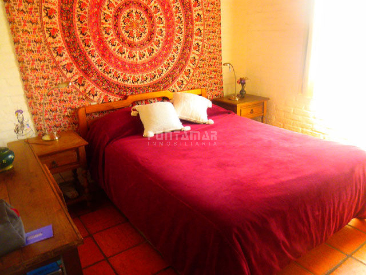 Casa ID.210964 - MUY LINDA CASA DE 4 DORMITORIOS EN LA BARRA