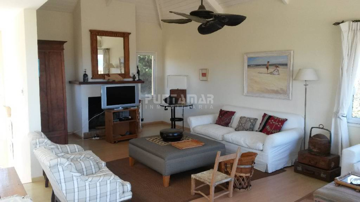 Casa ID.210968 - Casa en alquiler en Montoya, vista al mar