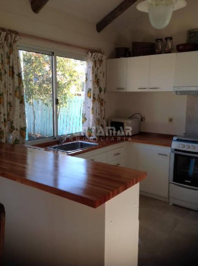 Casa ID.211041 - ALQUILER MUY LINDA CASA EN LA BARRA 3 DORMITORIOS 2 BAÑOS 