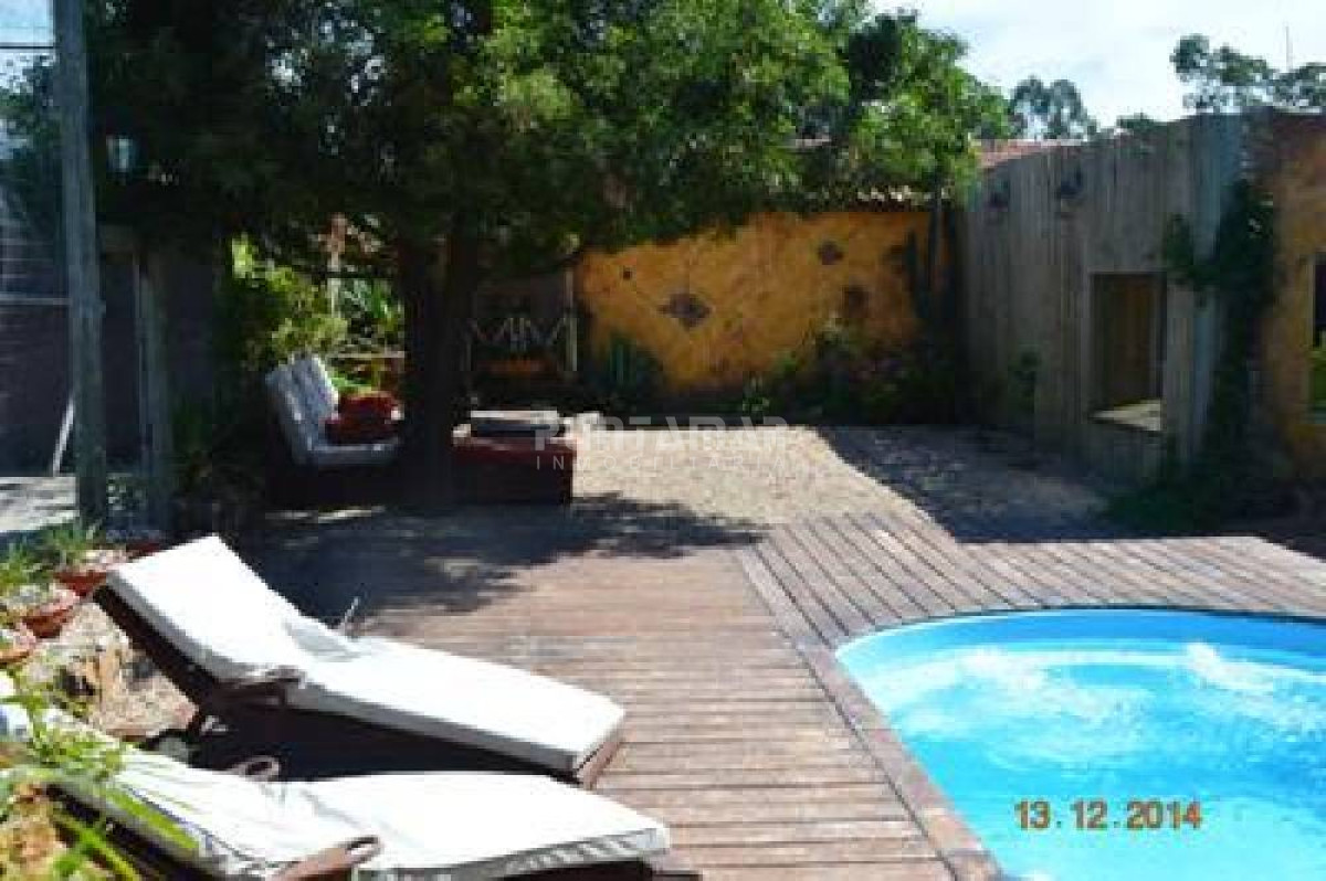 Casa ID.211045 - Casa en Pinares, 3 dormitorios *