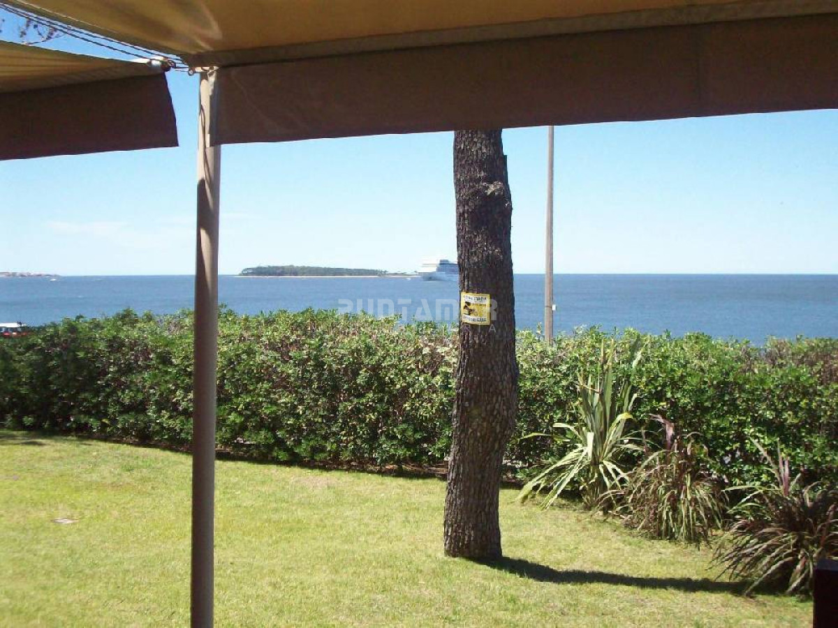 Casa ID.210524 - ESPECTACULAR CASA EN PINARES FRENTE AL MAR CON PISCINA