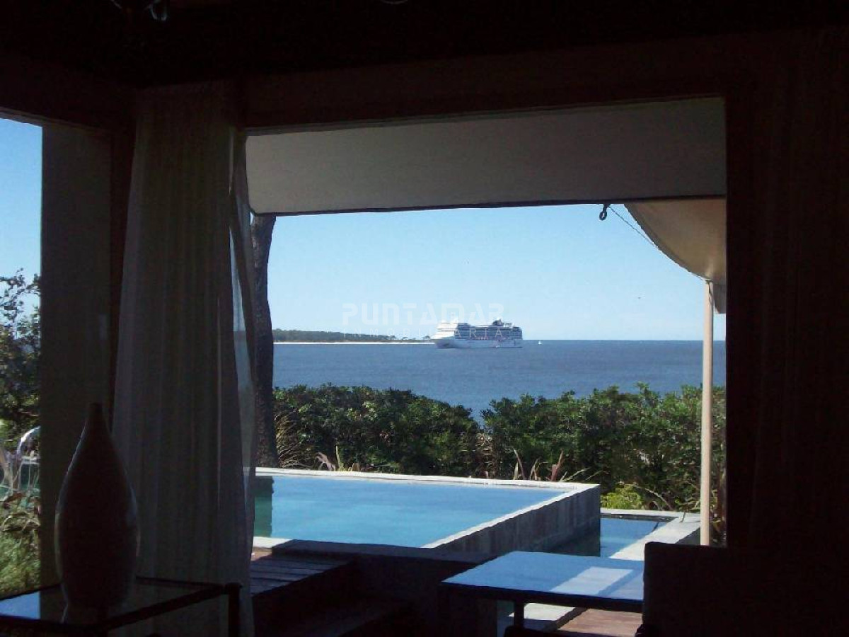 Casa ID.210524 - ESPECTACULAR CASA EN PINARES FRENTE AL MAR CON PISCINA
