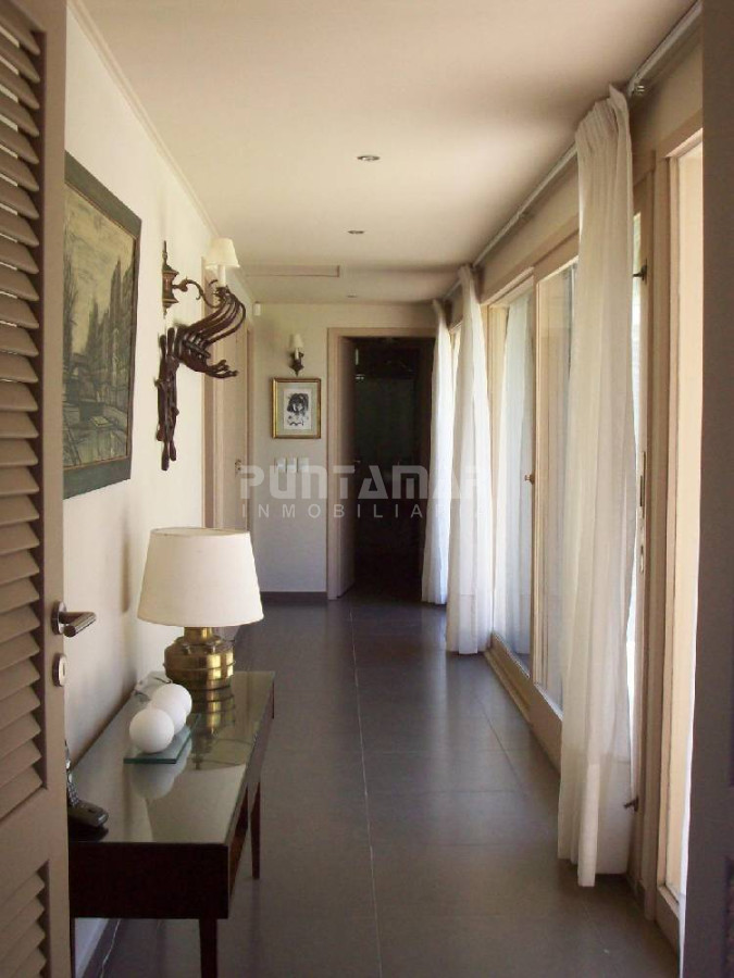 Casa ID.210524 - ESPECTACULAR CASA EN PINARES FRENTE AL MAR CON PISCINA