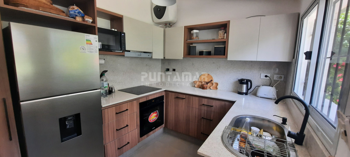 Casa ID.213537 - Casa de 3 dormitorios con dependencia en Lugano