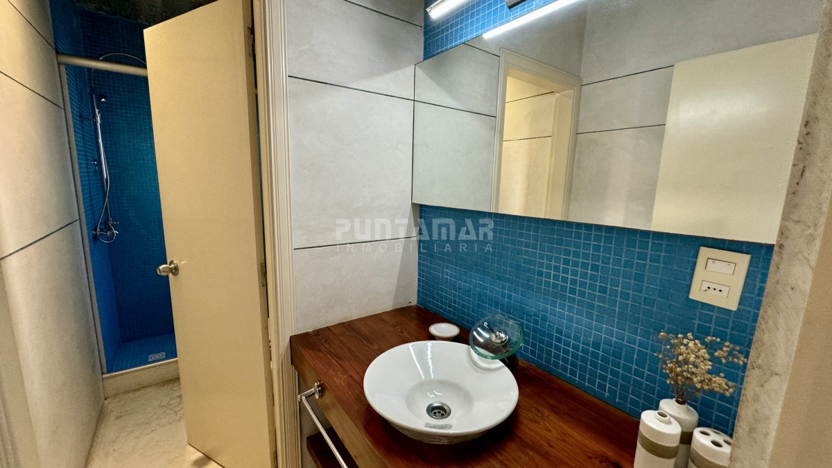 Casa ID.210787 - MUY LINDA CASA EN LA BARRA 3 DORMITORIOS CON PISCINA