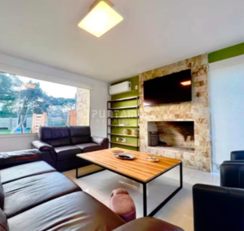 Casa ID.213448 - HERMOSA CASA DE 3 DORMS Y PISCINA EN INMEJORABLE UBICACIÓN DEL LA PUNTA