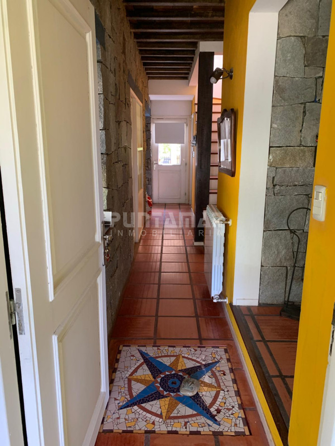 Casa ID.211117 - HERMOSA CASA DE 3 DORMITORIOS EN MONTOYA CON PISCINA Y A METROS DE LA PLAYA