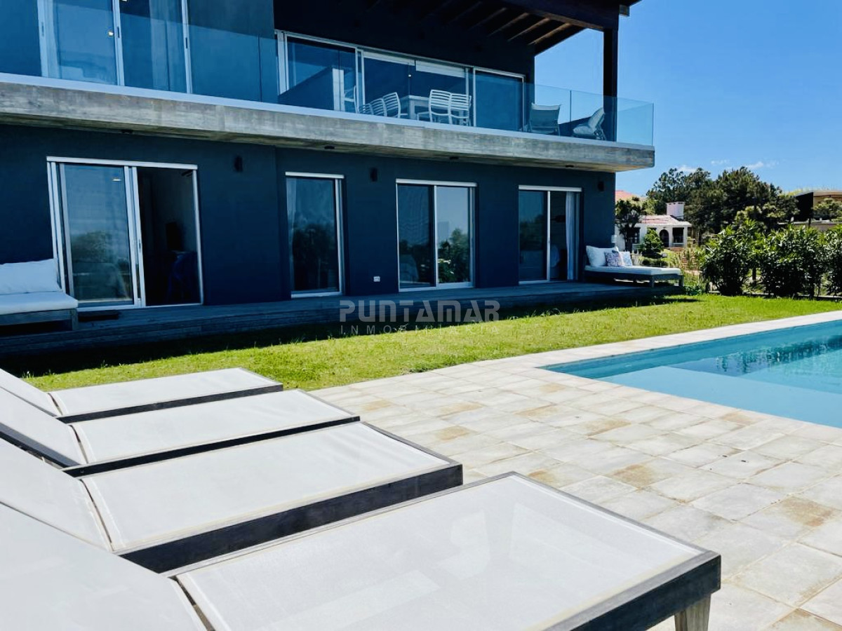 Casa ID.211944 - ESPECTACULAR CASA CON PISCINA Y VISTA AL MAR EN EL CHORRO