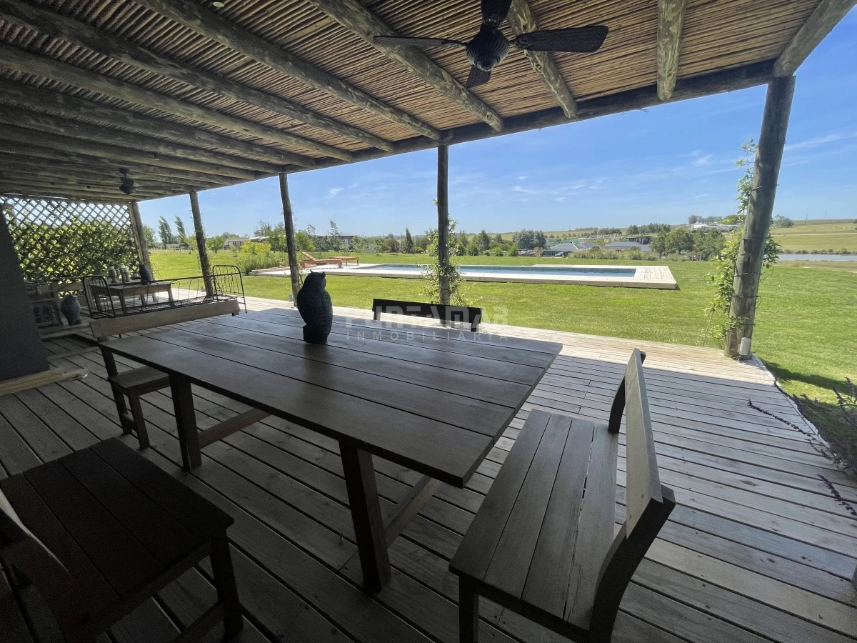 Casa ID.213168 - Casa en alquiler en Pueblo Mio