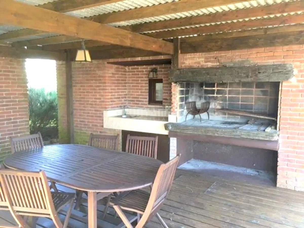 Casa ID.212754 - HERMOSA CASA 3 DORMITORIOS ZONA DE MANANTIALES EL CHORRO