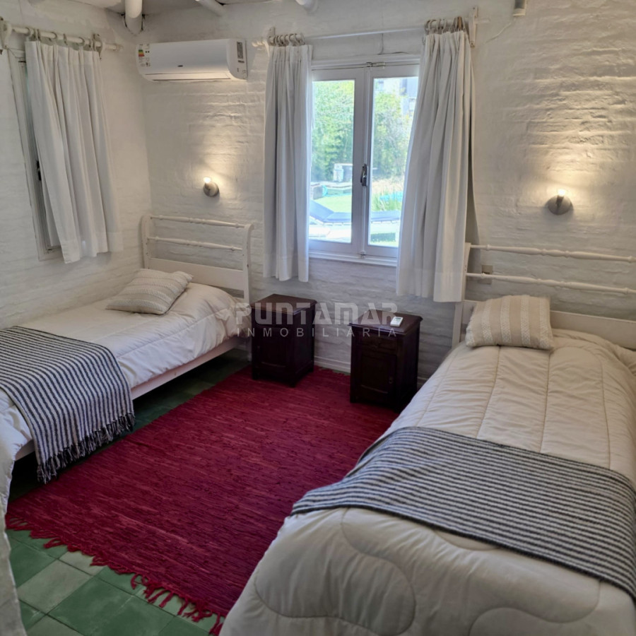 Casa ID.213091 - HERMOSA CASA CON PISCINA EN LA BARRA A 4 CUADRAS DEL MAR