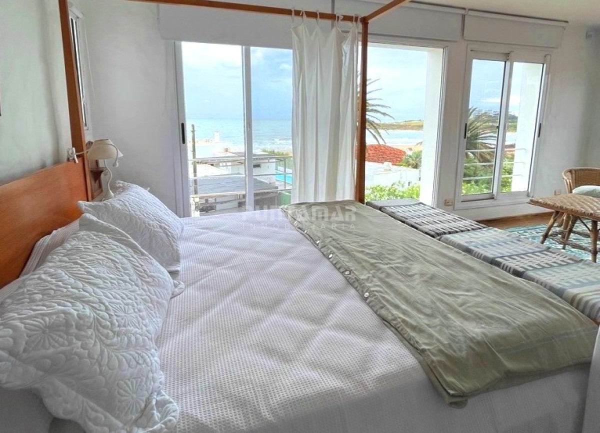 Casa ID.210887 - ALQUILER CASA EN LA BARRA A METROS DEL MAR , 5 DORMITORIOS, PISCINA Y GRAN PARQUE 