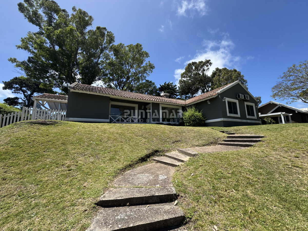 Casa ID.213799 - Casa en venta en La Arbolada