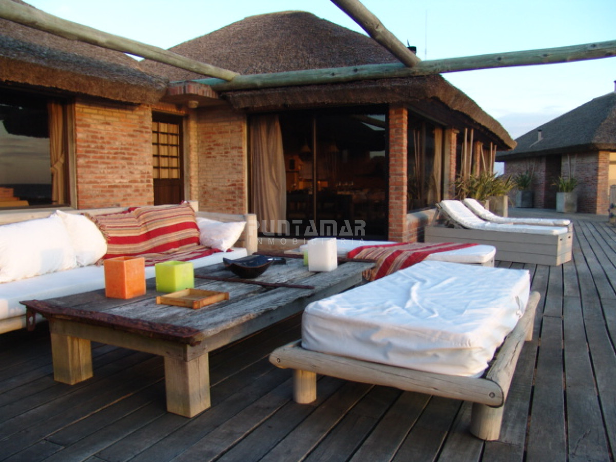 Casa ID.211119 - ESPECTACULAR PREDIO DE 15.000 M2 SOBRE EL MAR EN LA PALOMA La Paloma
