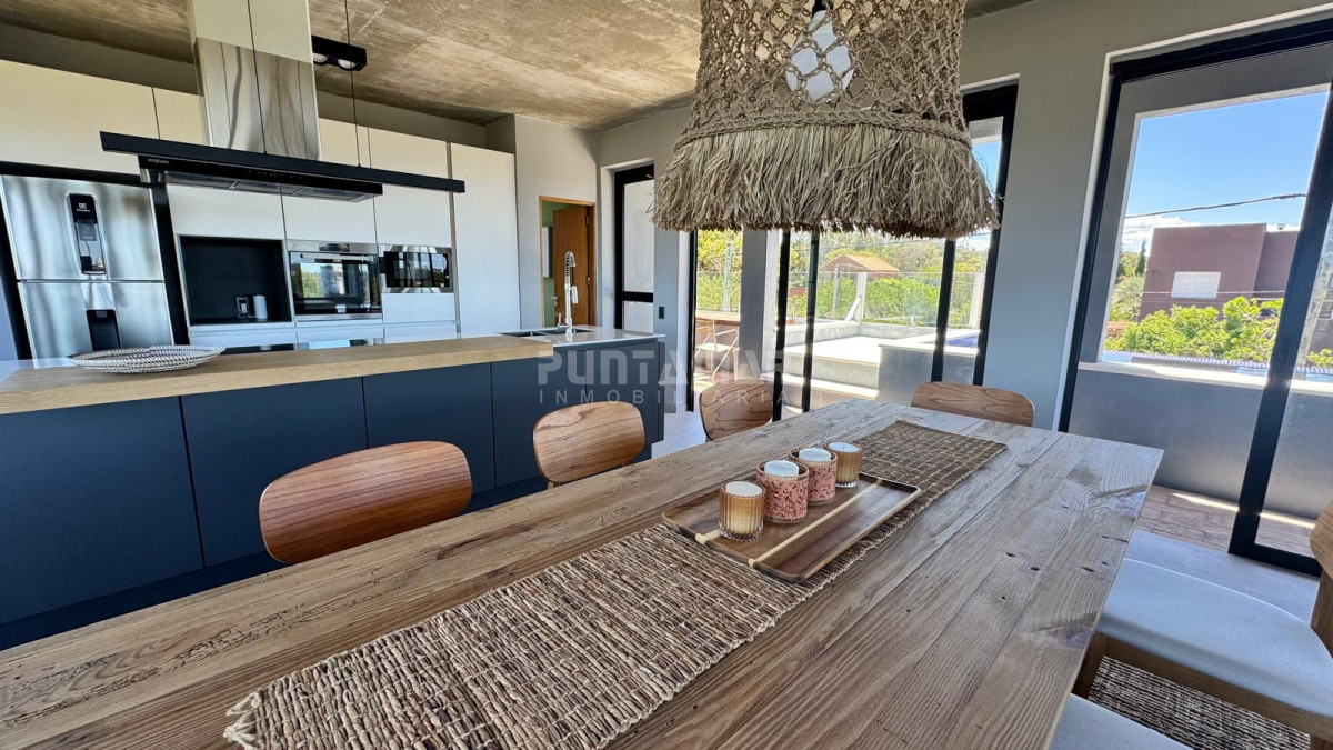 Casa ID.213677 - CASA A ESTRENAR EN SANTA MONICA FRENTE A LA PLAYA EN SANTA MONICA 