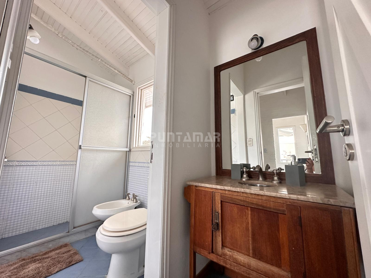 Casa ID.213366 -  ALQUILER DE CASA DE 3 DORMS EN MONTOYA