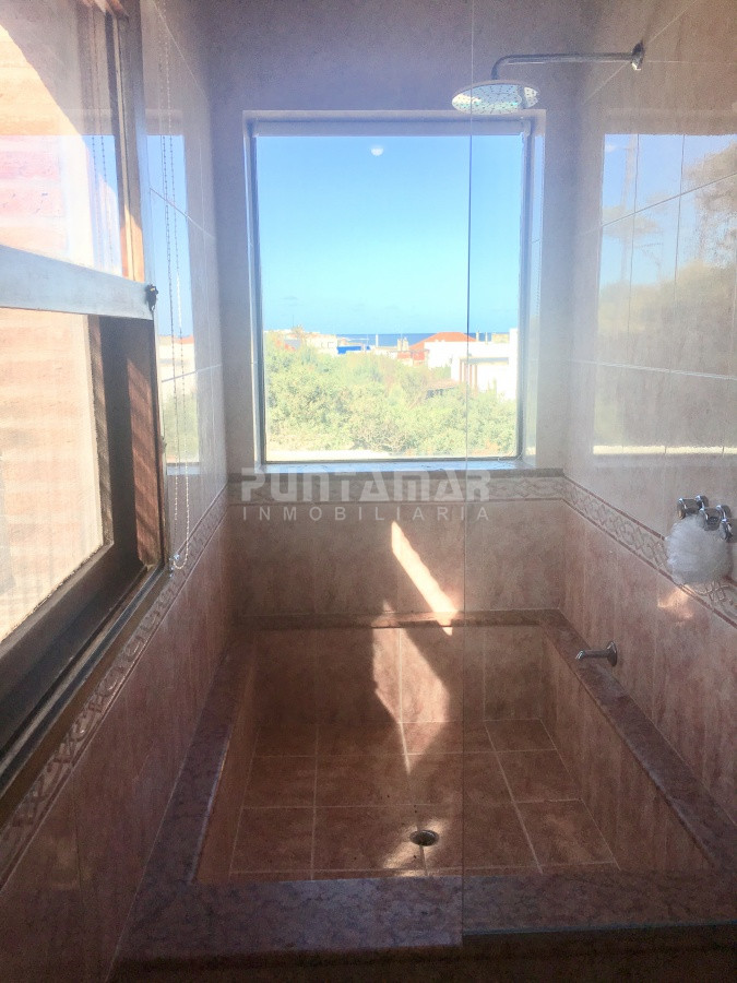 Casa ID.210775 - Casa en Montoya, La Barra en venta y alquiler con piscina