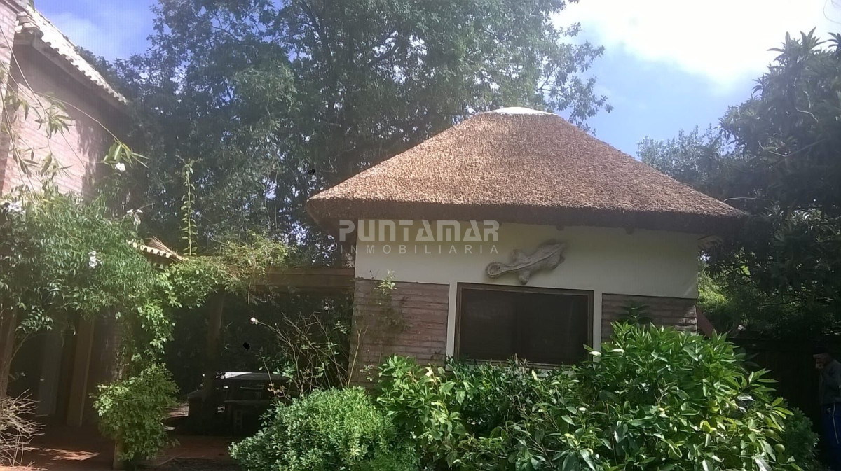 Casa ID.212867 - ALQUILER HERMOSA CASA CON PISCINA EN LA BARRA 