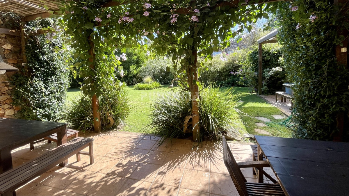 Casa ID.210794 - CASA 5 DORMITORIOS VISTA AL MAR EN BARRIO CERRADO LAGUNA BLANCA 