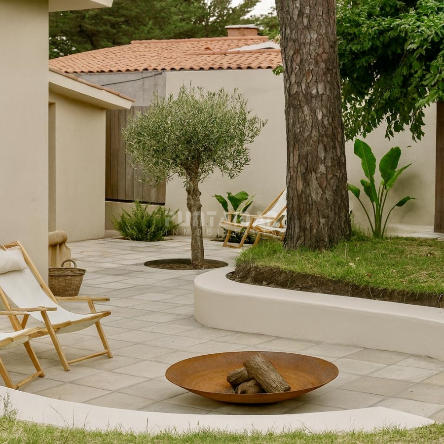 Casa ID.213532 - ALQUILER CASA DE DISEÑO DE 3 DORMITORIOS CON PISCINA EN SAN RAFAEL 