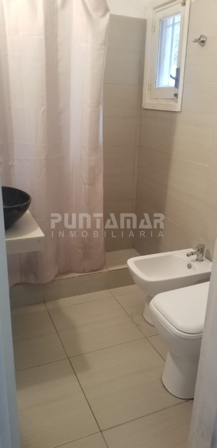 Casa ID.212770 - CASA DE 3 PLANTAS EN PARADA 7 DE LA MANSA, CON 4 DORMITORIOS Y DEPENDENCIA DE SERVICIO