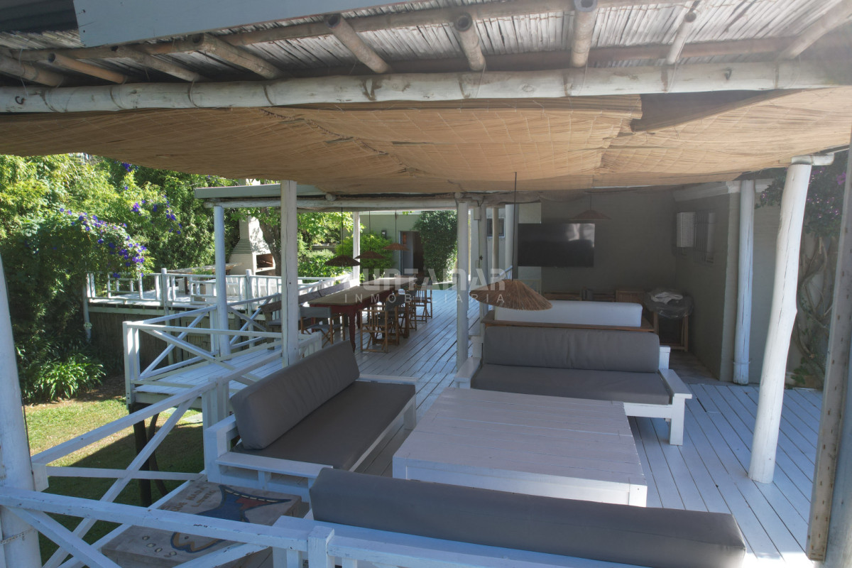 Casa ID.212677 - IMPORTANTE CASA DE 2 PLANTAS EN LA BARRA, MONTOYA