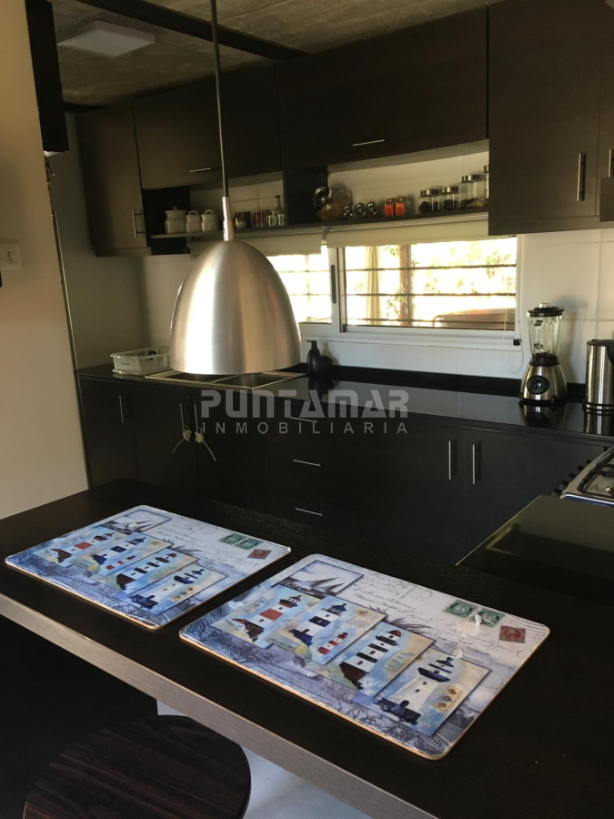 Casa ID.213368 - Casa en venta en Parque Burnett