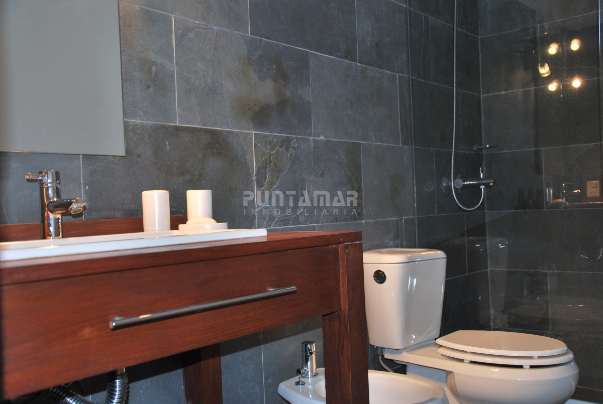 Casa ID.210785 - VENTA DE CASA EN PUNTA DEL ESTE, EL CHORRO 5 DORMITORIOS