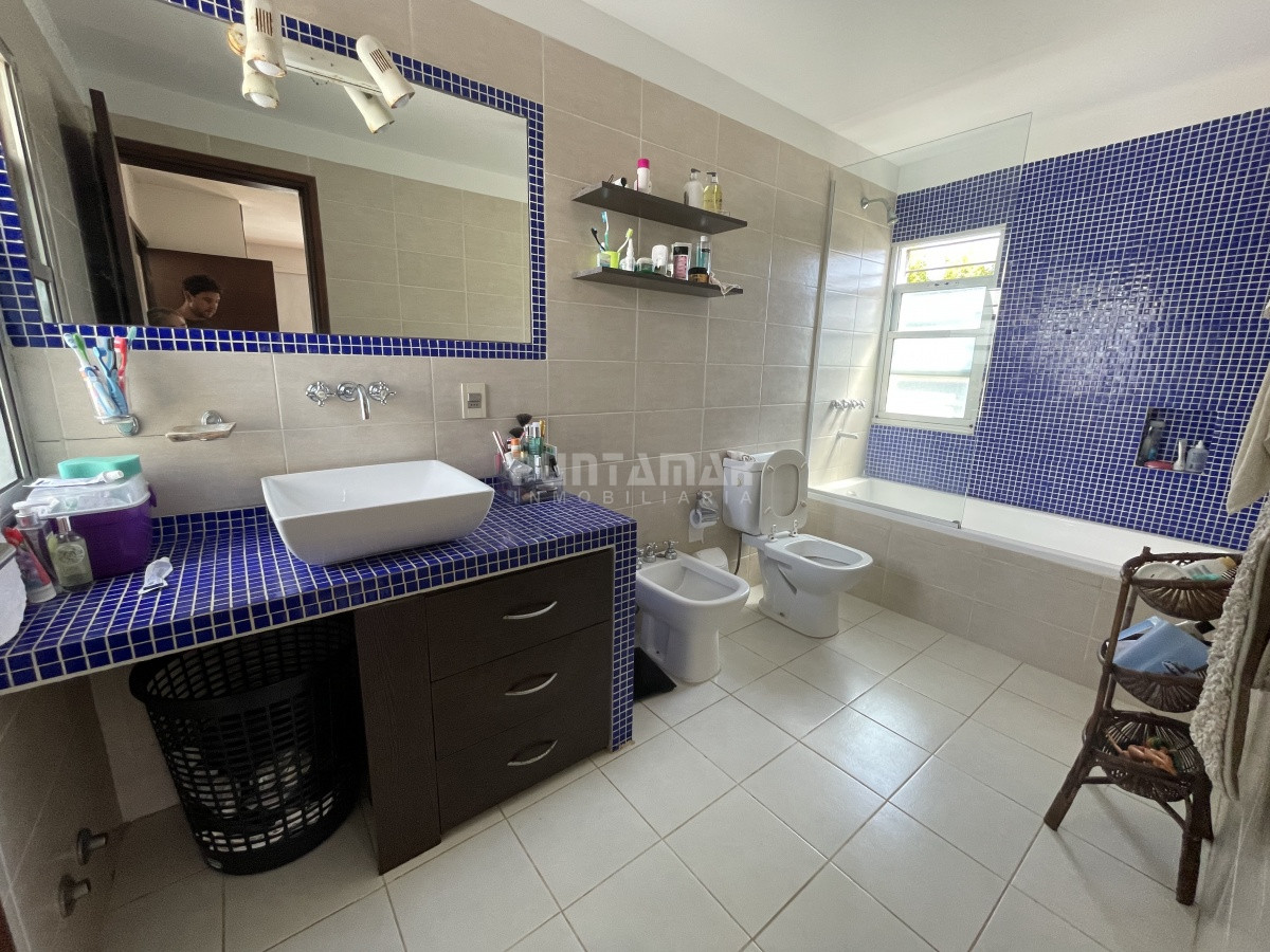 Casa ID.212688 - MODERNA CASA CON PISCINA A METROS DE LA POSTA DEL CANGREJO 